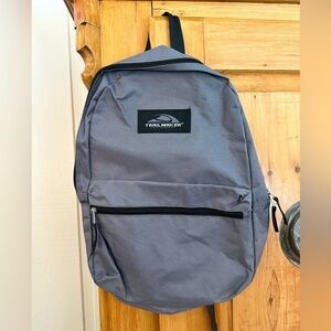 🎉Trailmaker Equipment Gray Backpack - Extremely Lightweight - Small Size